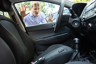 1 Lockout Services 390 X 260